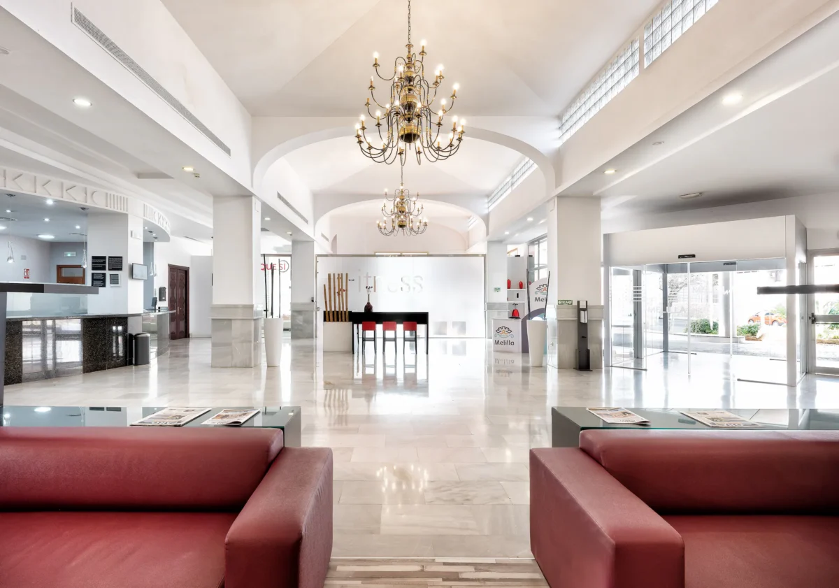 Hall hotel melilla puerto